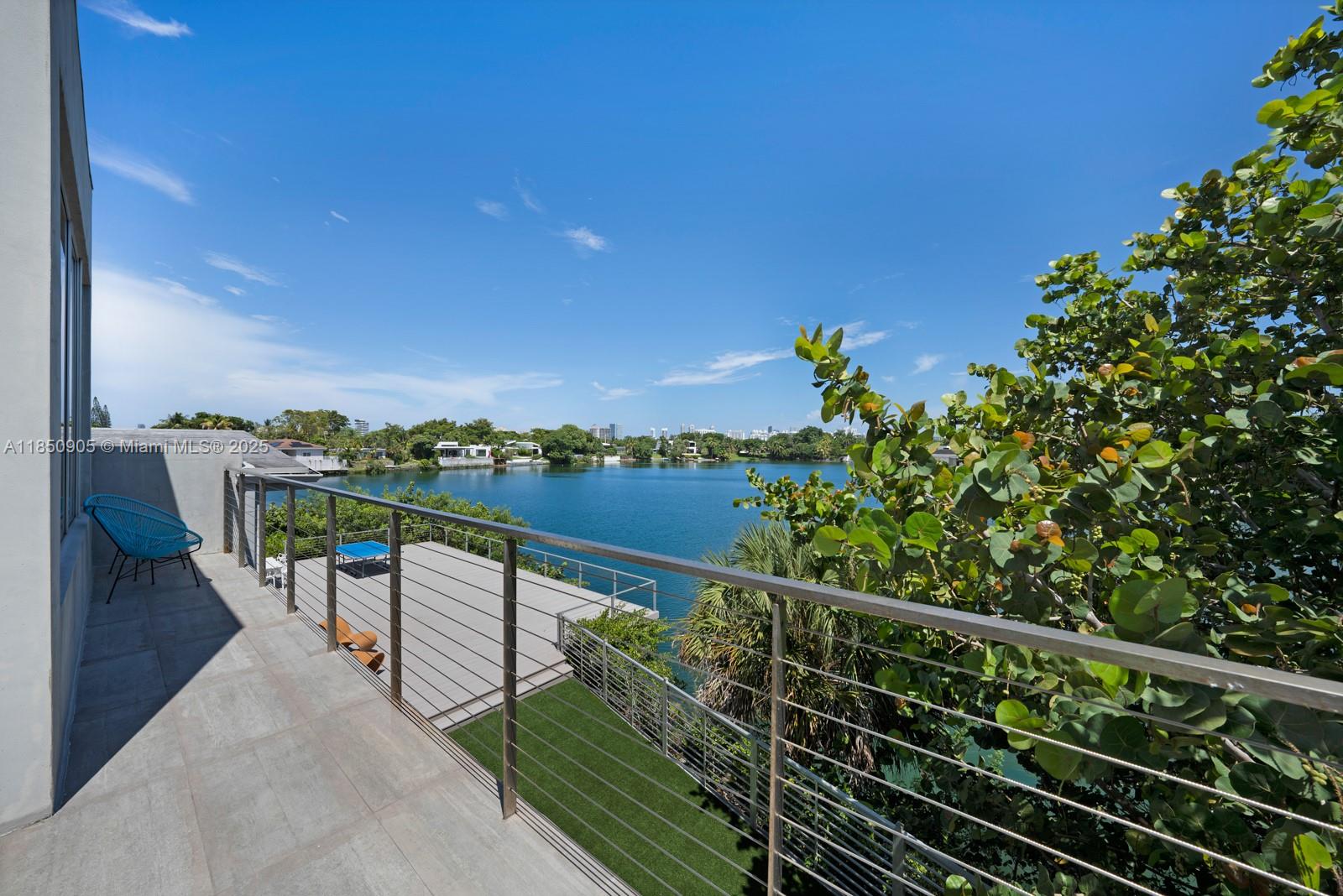 SKY LAKE - Residential