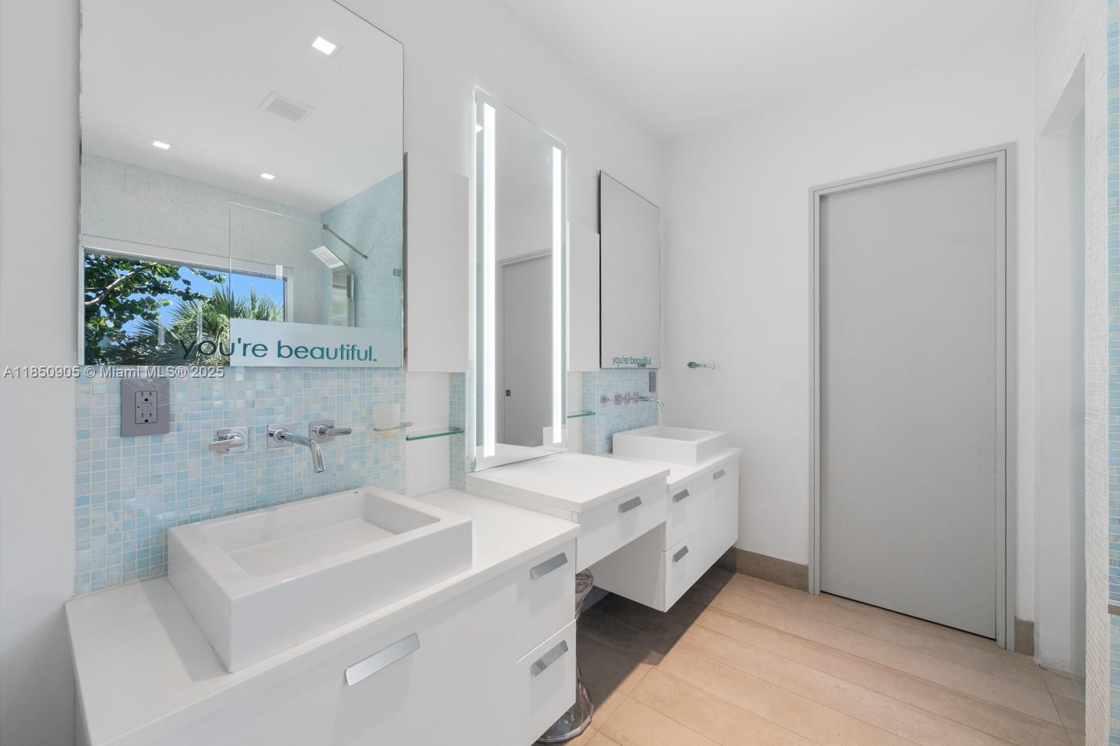 SKY LAKE - Residential