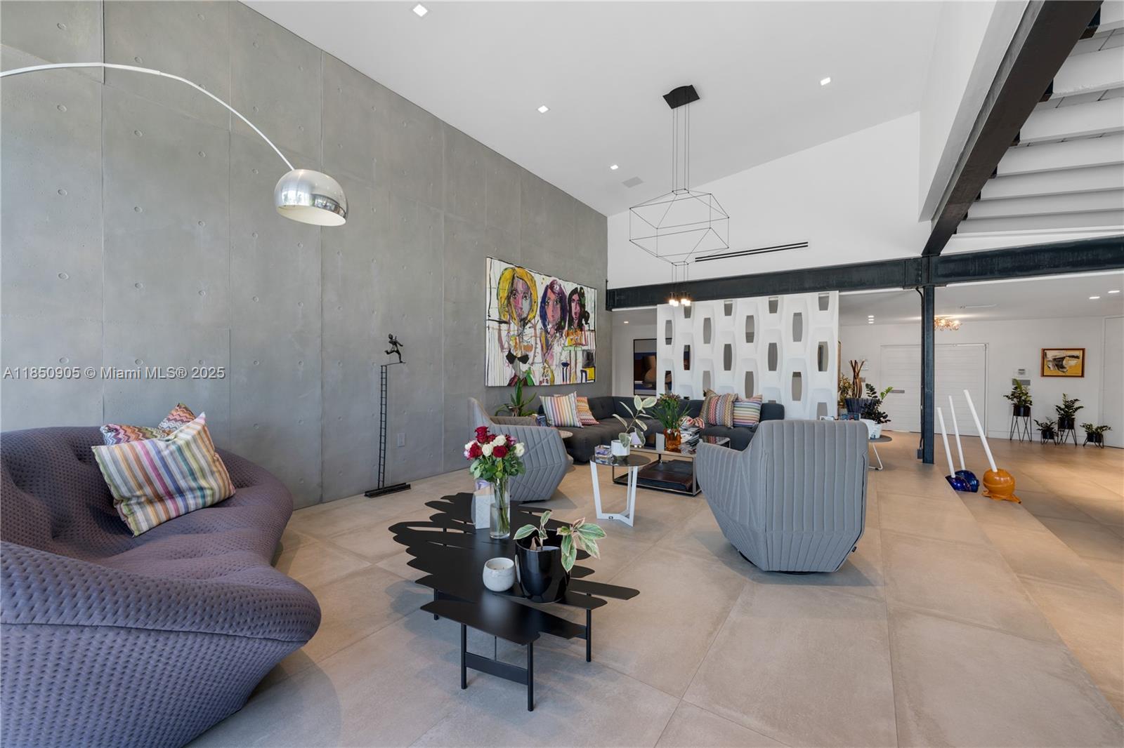 SKY LAKE - Residential