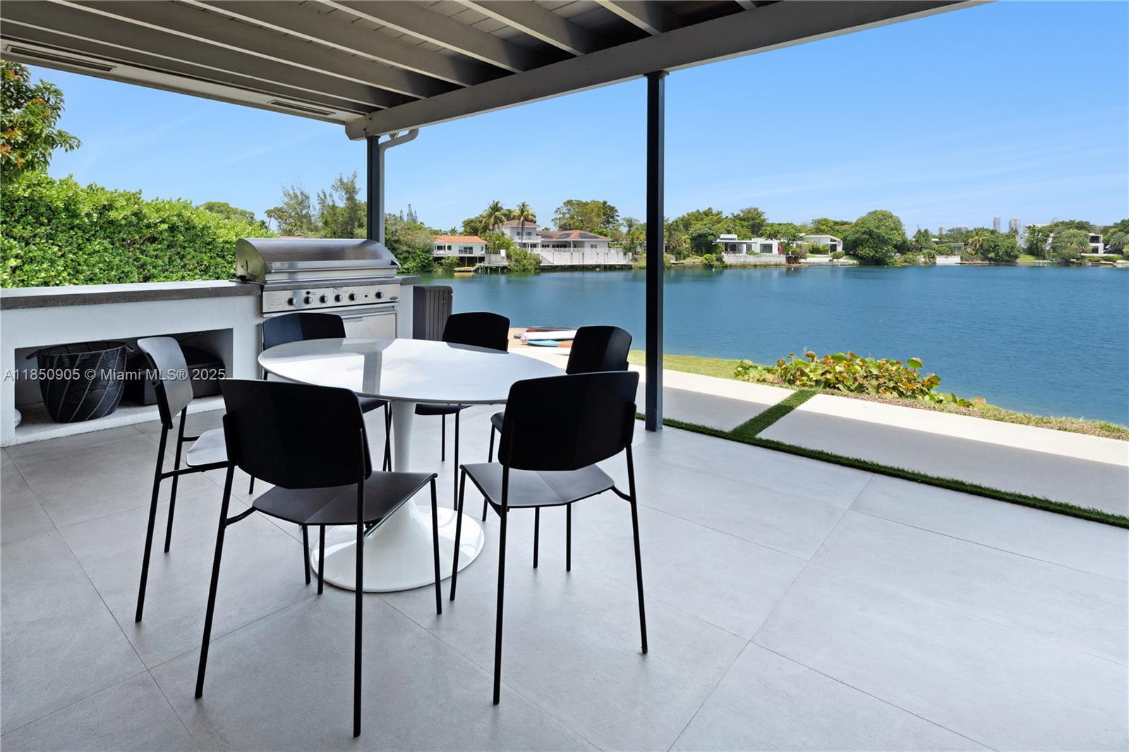 SKY LAKE - Residential