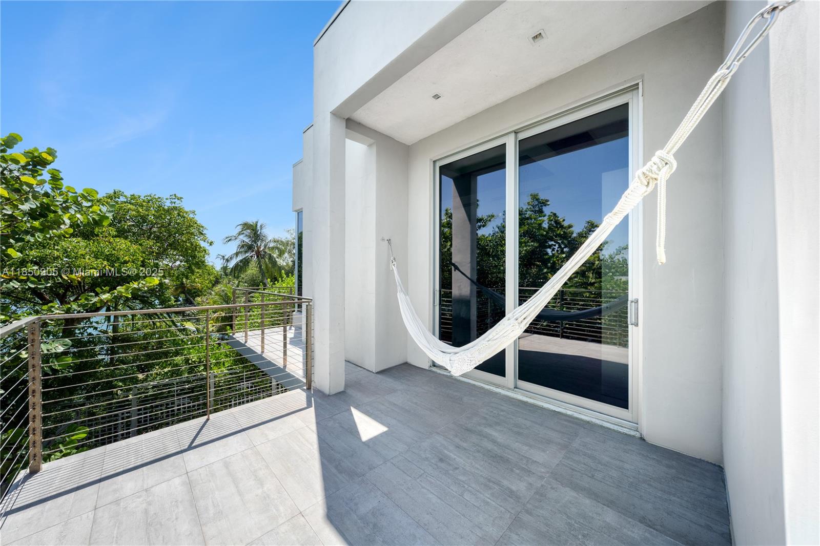 SKY LAKE - Residential