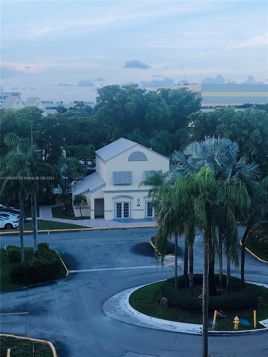 LAS VISTAS AT DORAL CONDO - Residential Lease