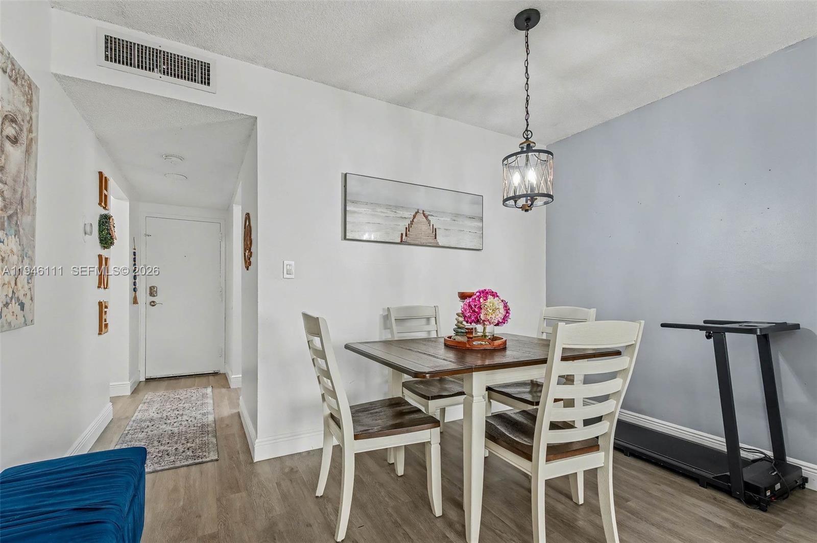 KINGS CREST CONDO - Residential