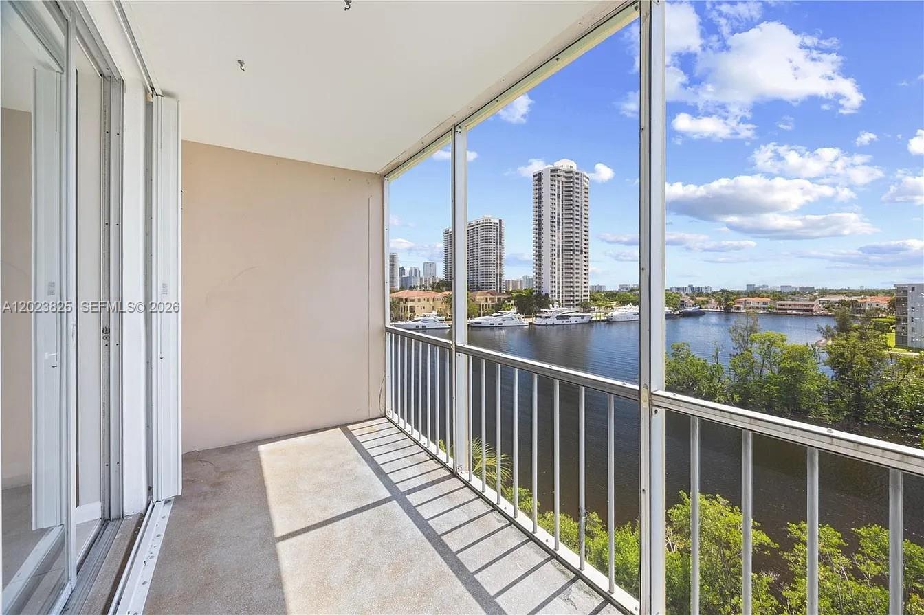 POINT EAST ONE CONDO-BLDG - Residential Lease