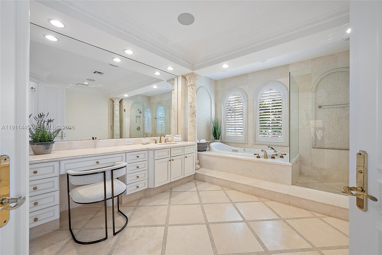 Royal Park - Residential