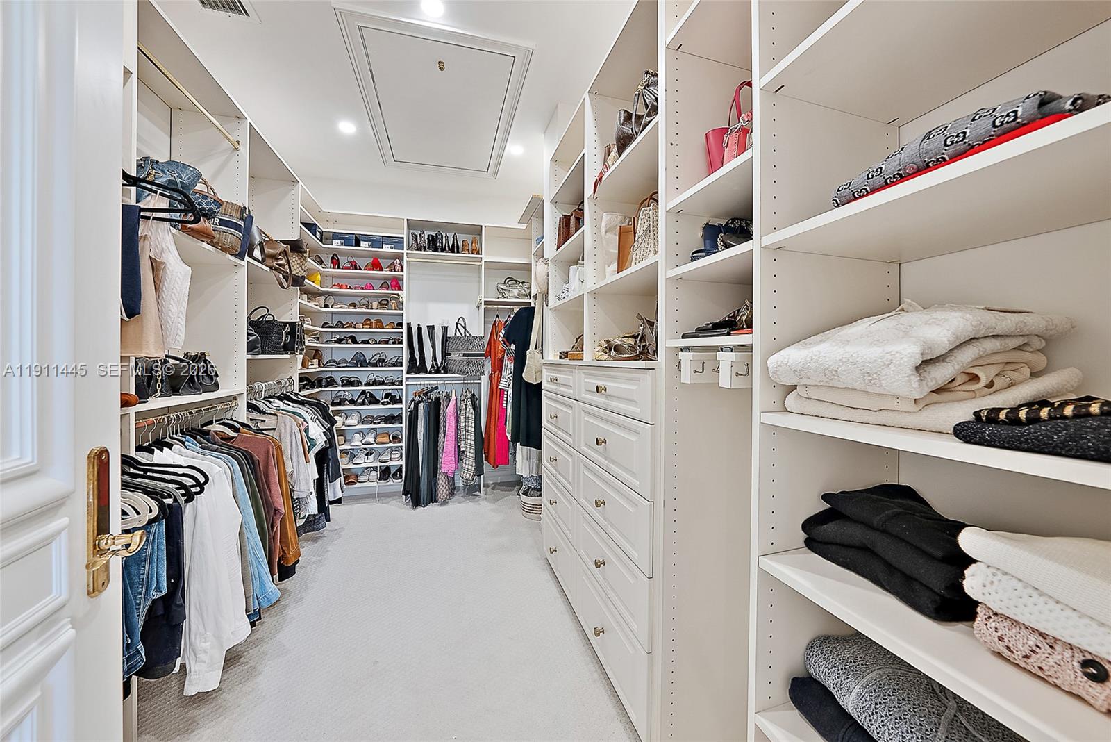 Royal Park - Residential