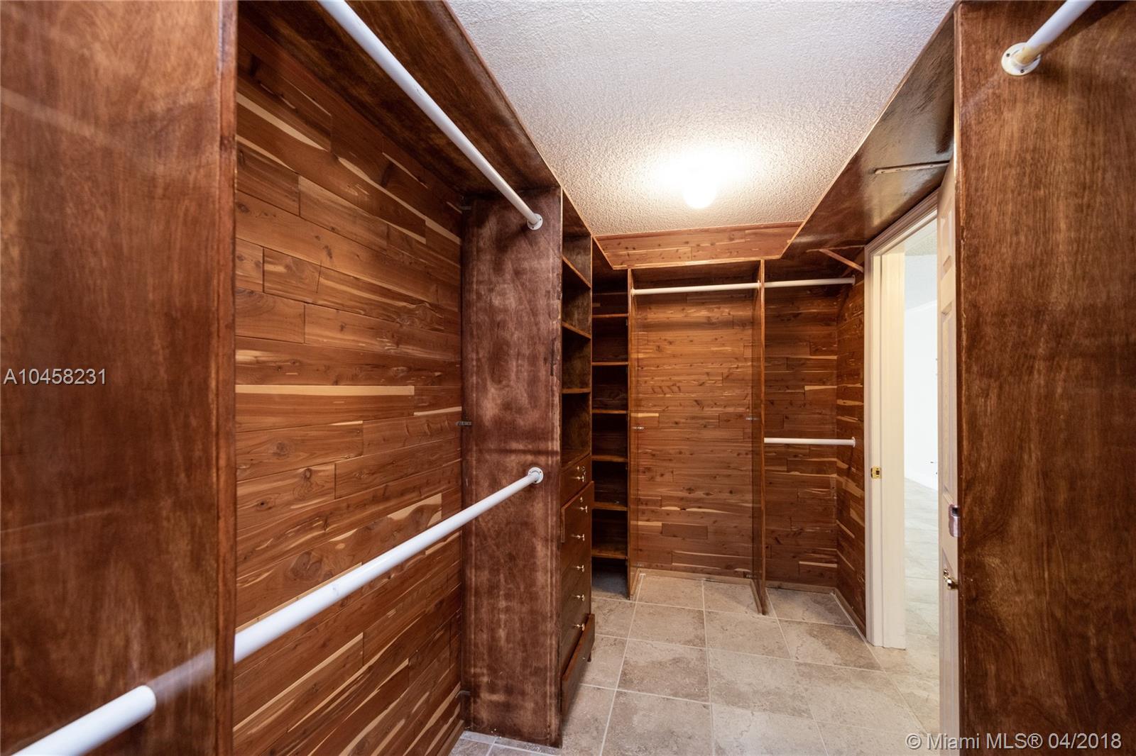 MAR DEL PLATA CONDO - Residential