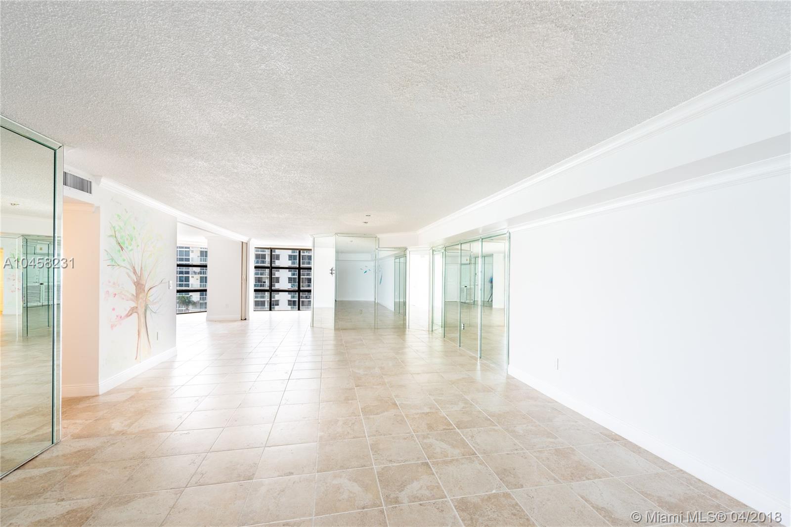 MAR DEL PLATA CONDO - Residential