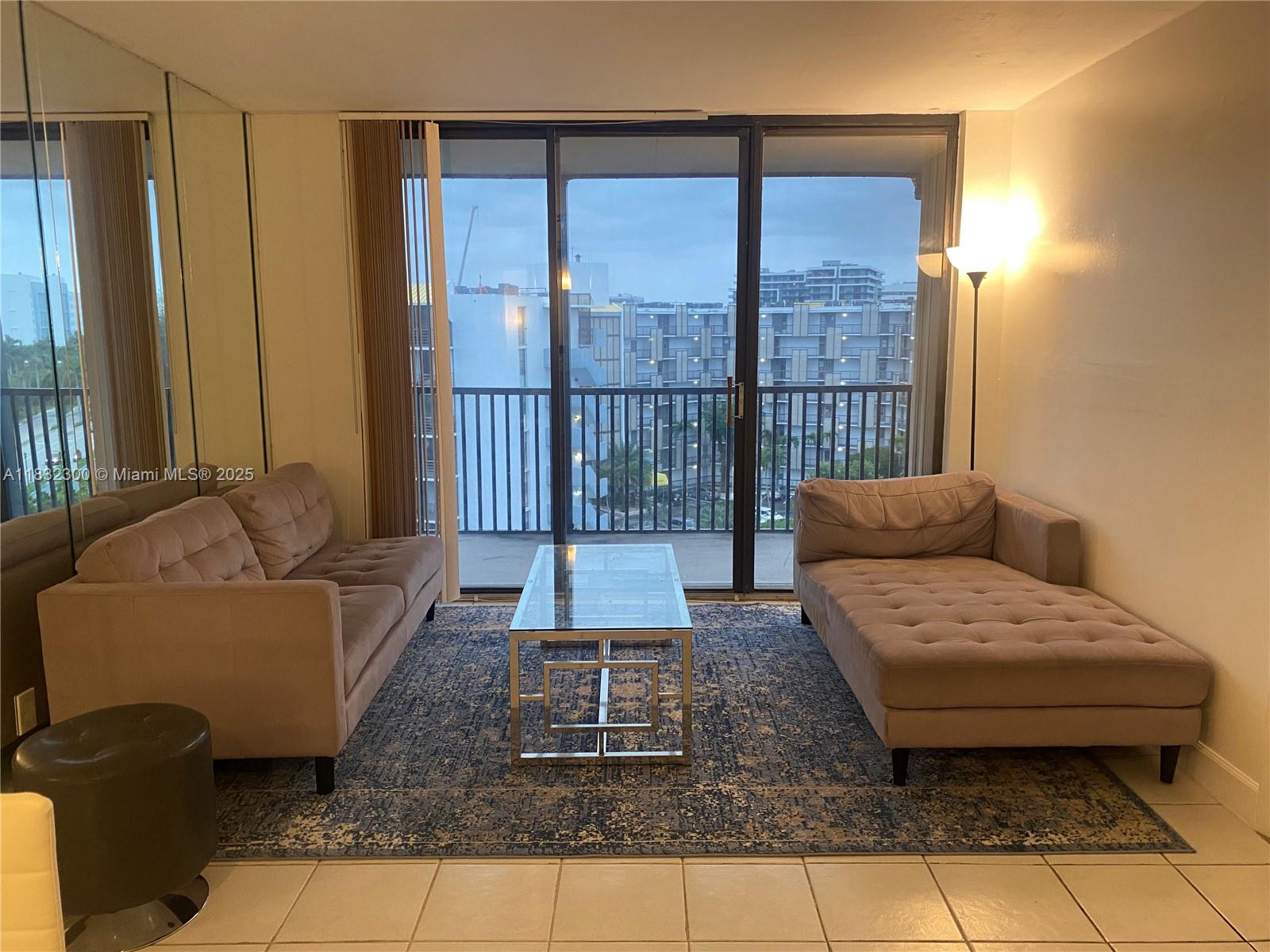 3101 N Country Club Dr 801