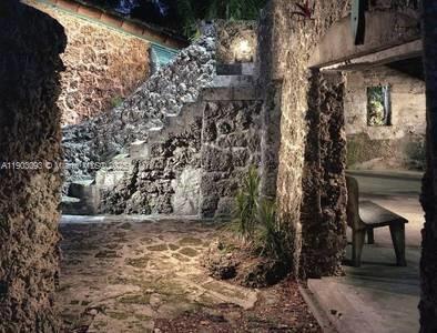 CORAL GABLES GRANADA - Residential Lease