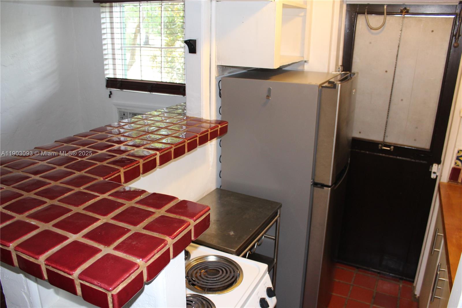 CORAL GABLES GRANADA - Residential Lease