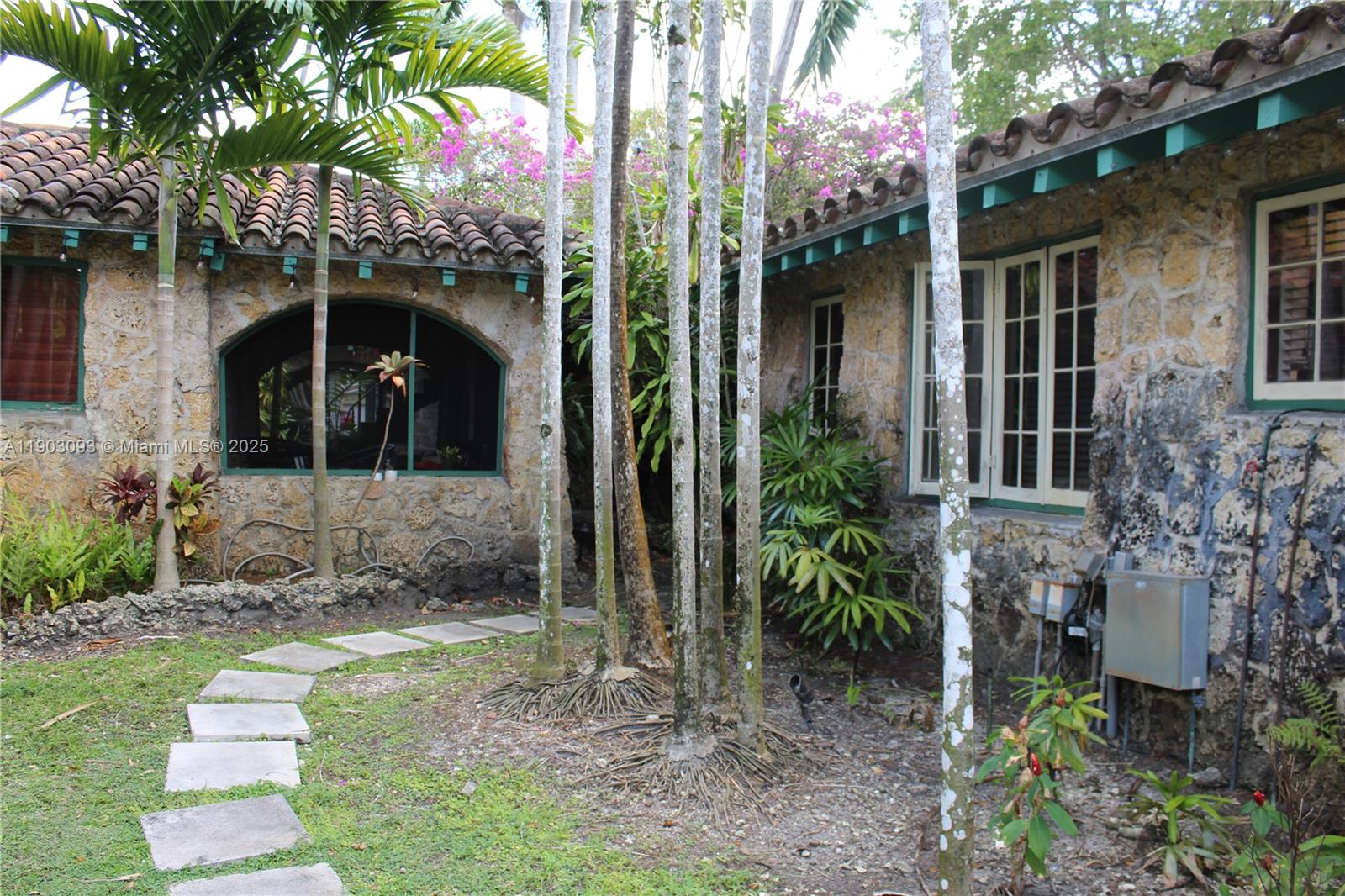 CORAL GABLES GRANADA - Residential Lease