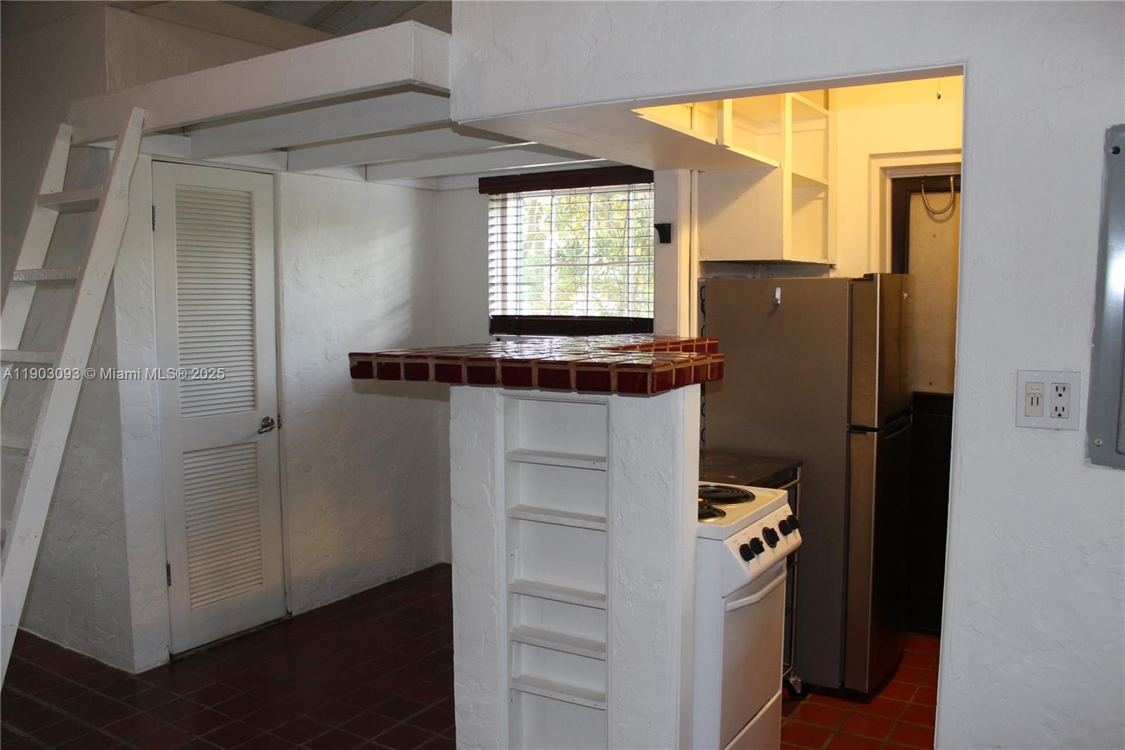 CORAL GABLES GRANADA - Residential Lease