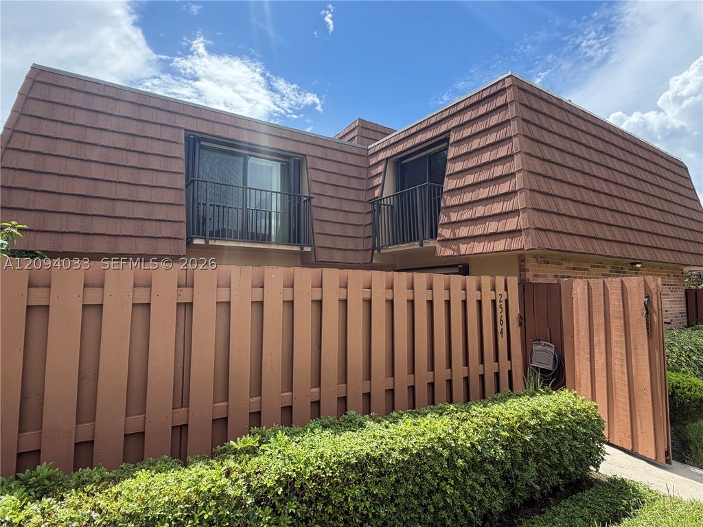 Photo of 2564 Lakeview Ct, Cooper City, FL 33026 (MLS # A12094033)