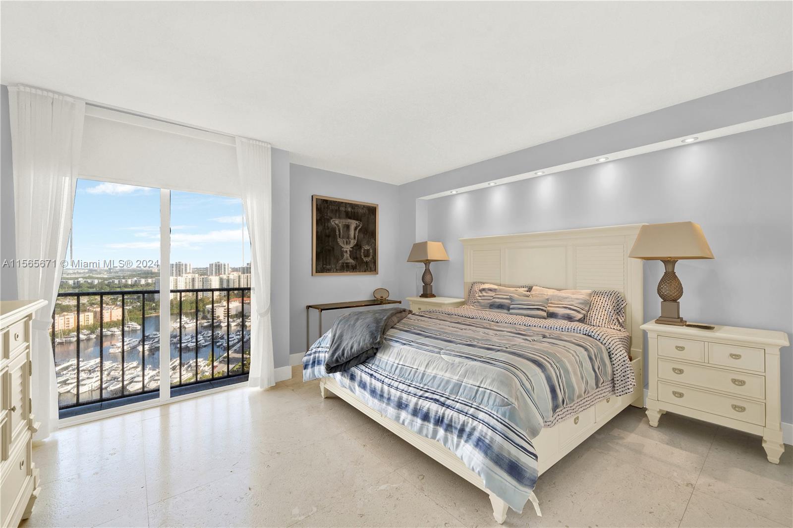 TURNBERRY TOWERS CONDO - Residential