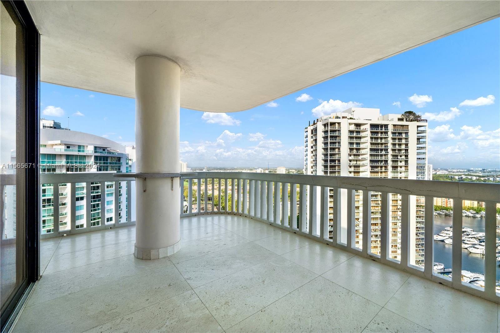 TURNBERRY TOWERS CONDO - Residential