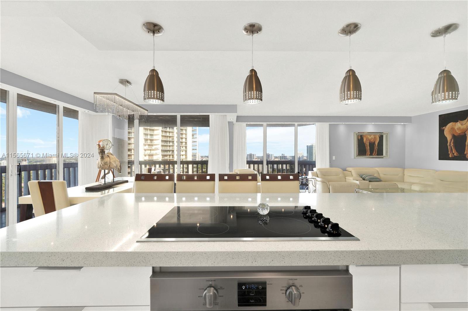 TURNBERRY TOWERS CONDO - Residential
