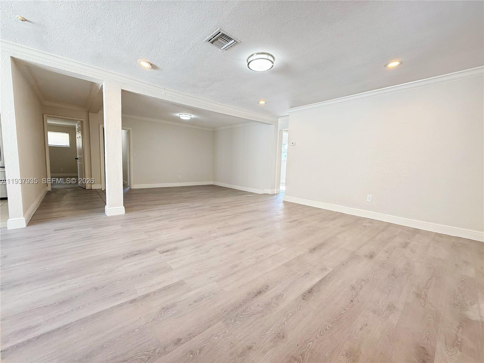 LAUDERDALE LAKES NORTH GA - Residential