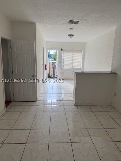 8430 NW 2 8430