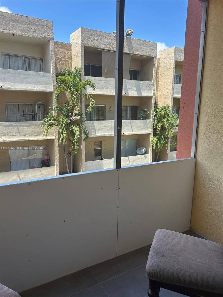 ROYAL PALMETTO CONDO - Residential