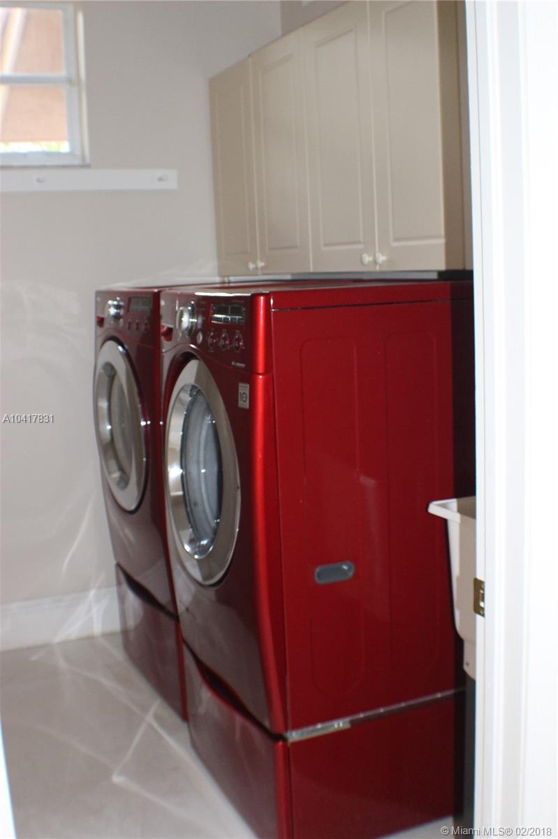 SECTOR 7-PARCEL N-1 - Residential Lease