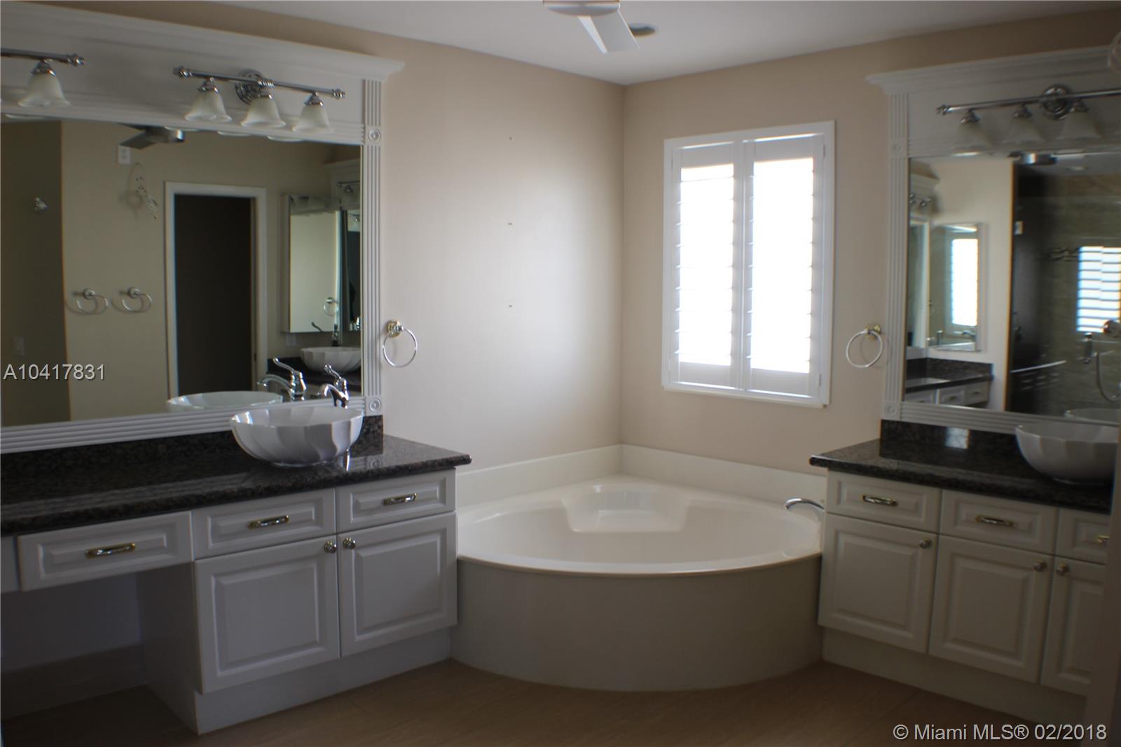 SECTOR 7-PARCEL N-1 - Residential Lease