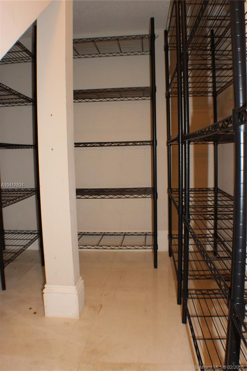 SECTOR 7-PARCEL N-1 - Residential Lease