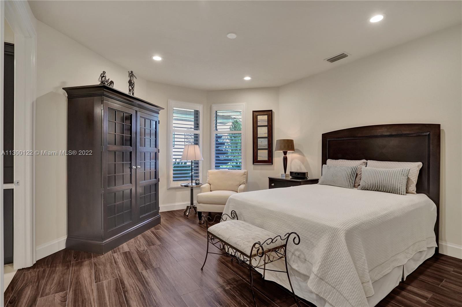 Weston Hills Country Club - Residential