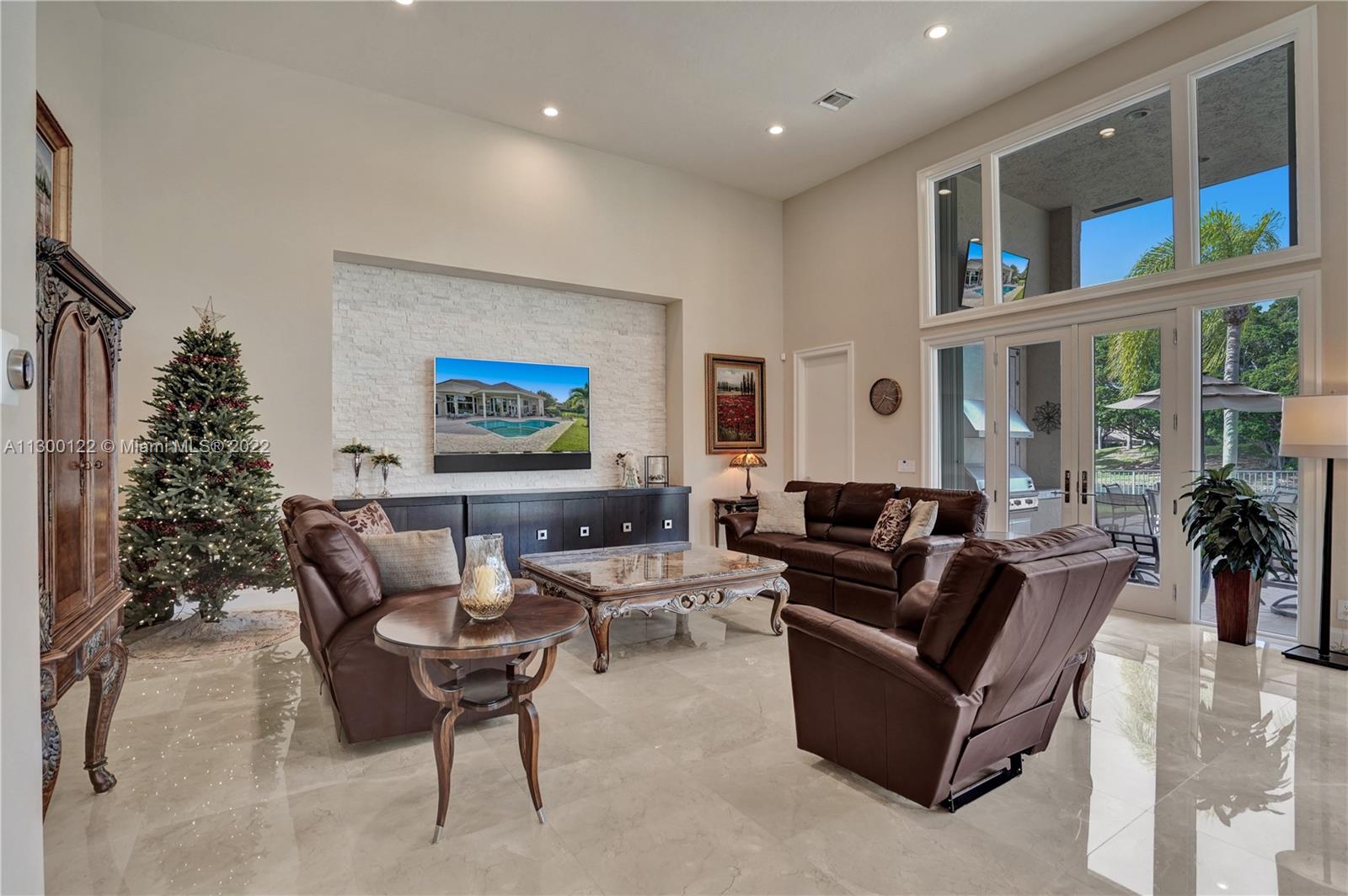 Weston Hills Country Club - Residential