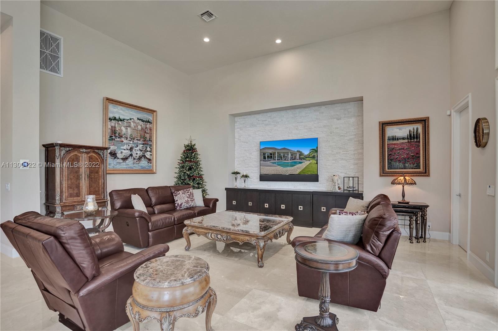 Weston Hills Country Club - Residential