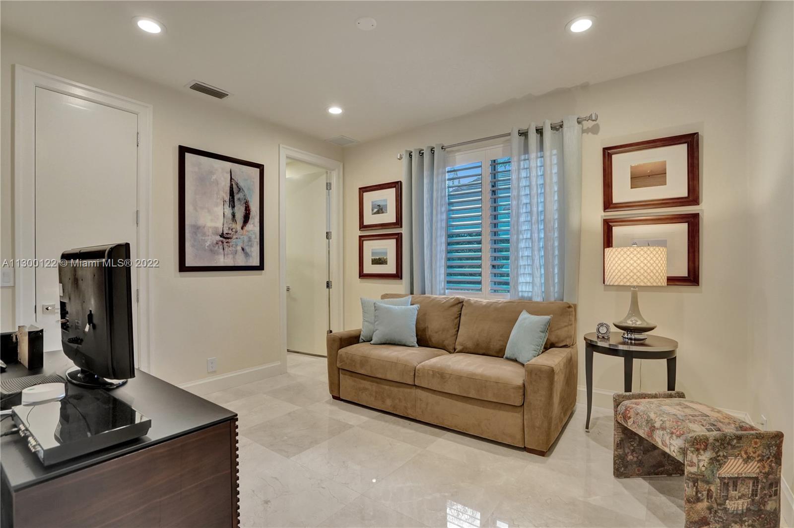 Weston Hills Country Club - Residential