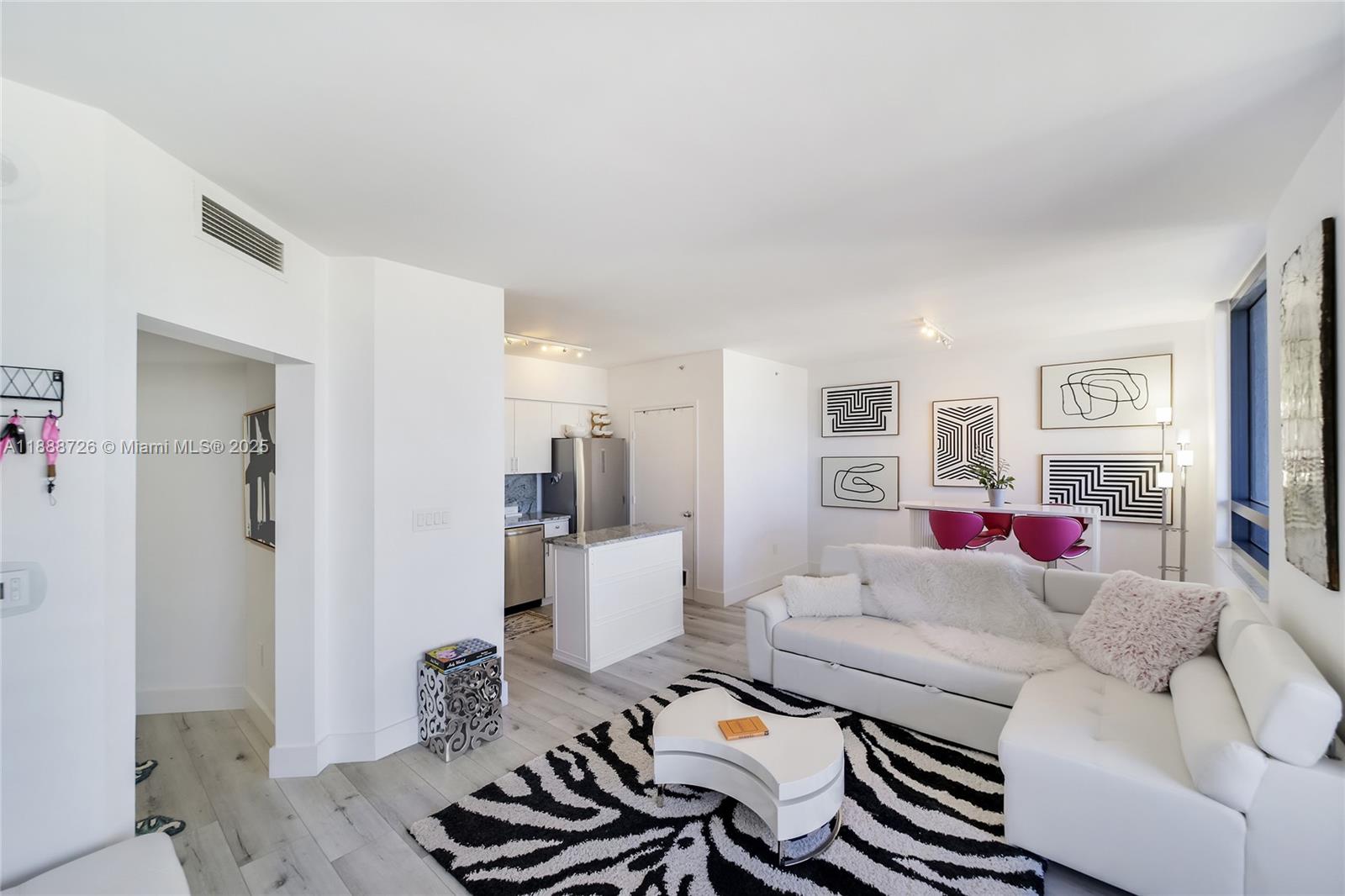 THE WAVERLY AT SOUTH BEAC - Residential