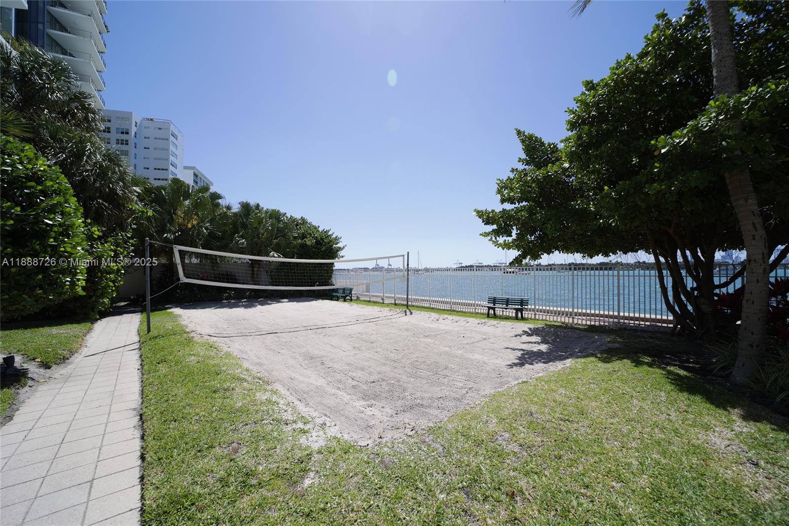 THE WAVERLY AT SOUTH BEAC - Residential