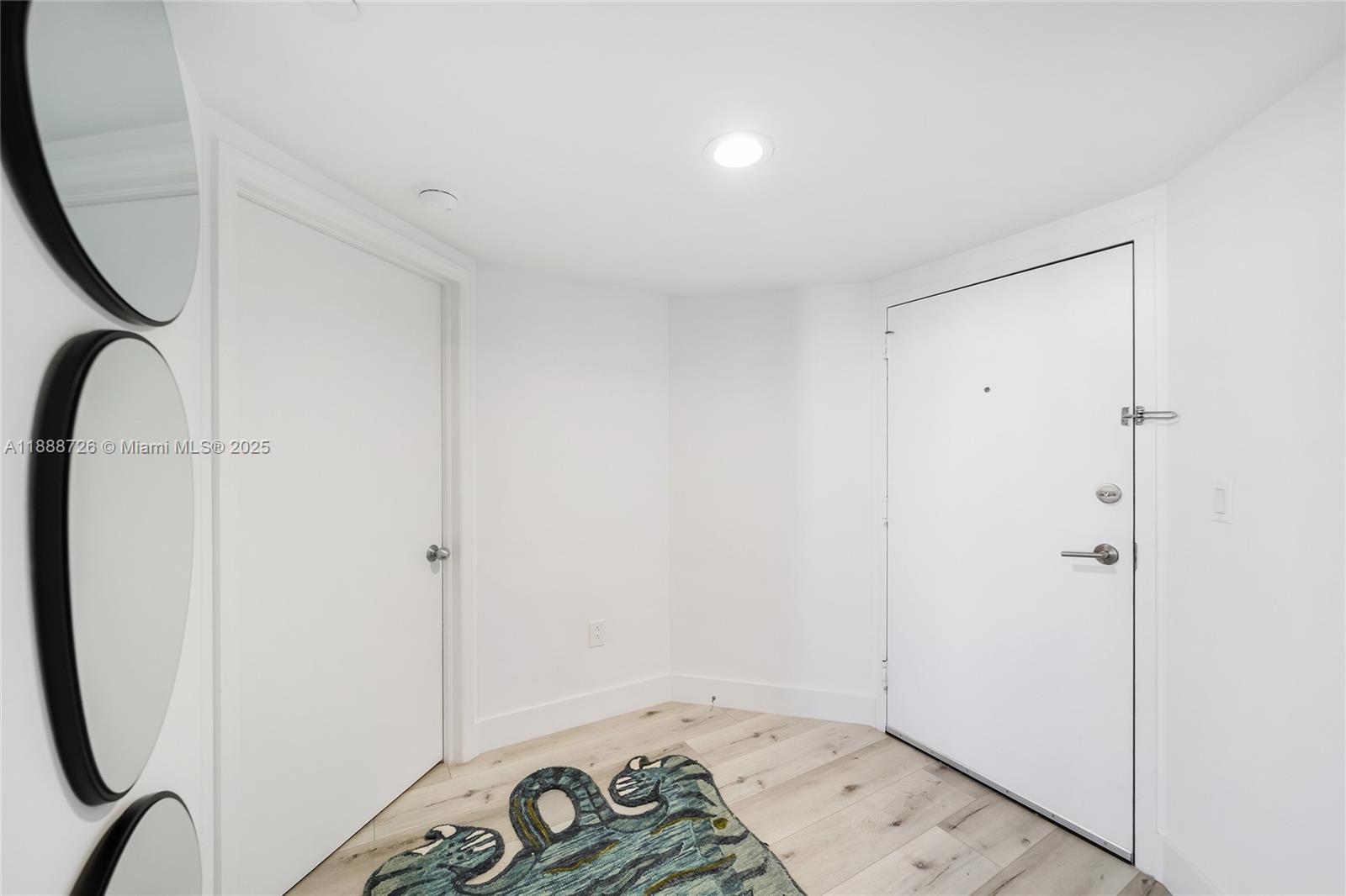 THE WAVERLY AT SOUTH BEAC - Residential