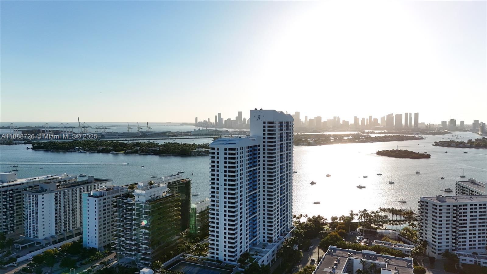 THE WAVERLY AT SOUTH BEAC - Residential