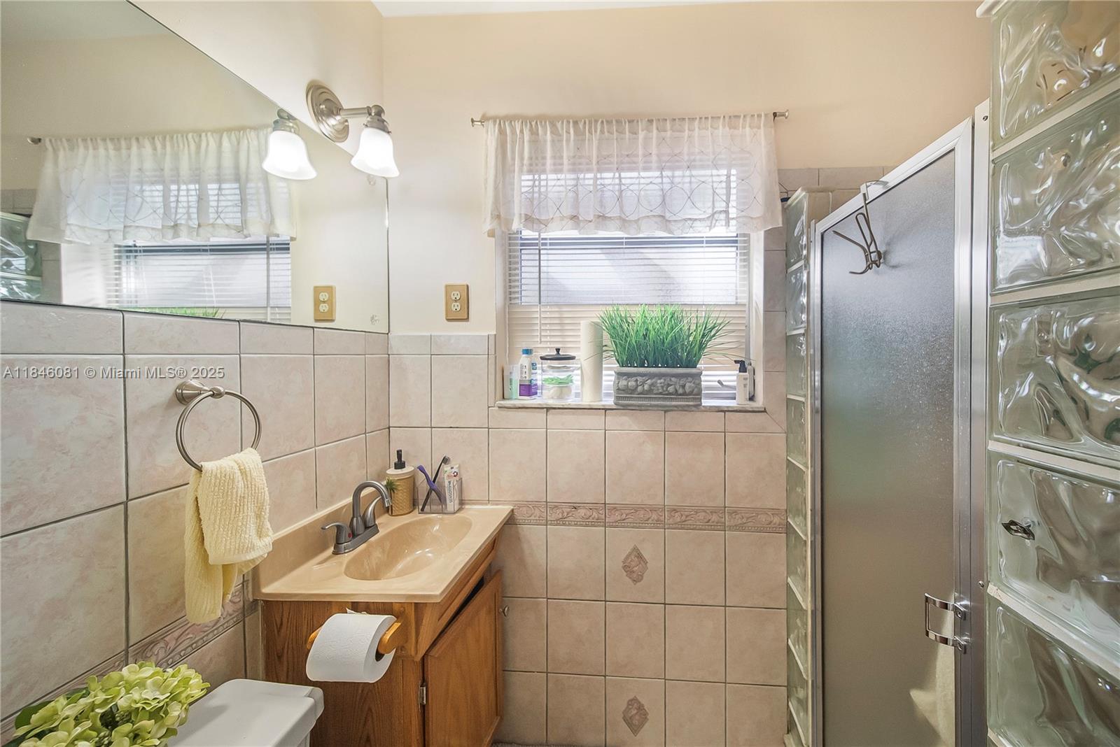 SCOTT LAKE MANOR SEC 7 - Residential