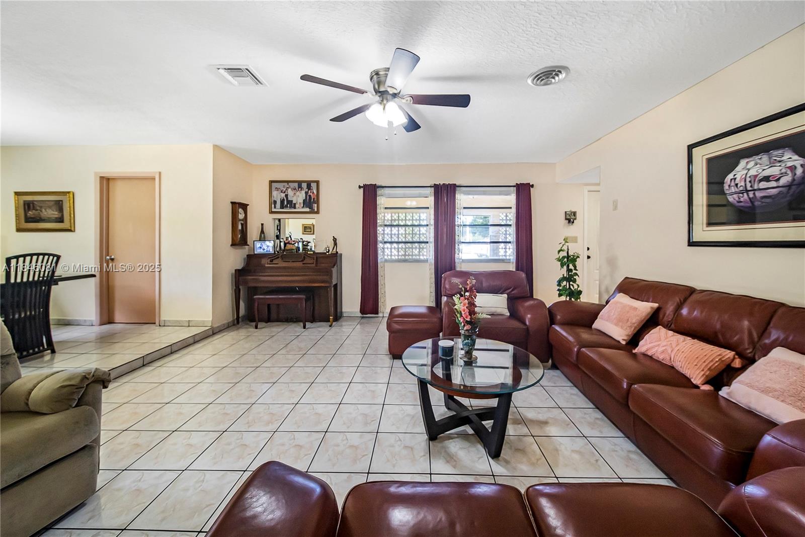 SCOTT LAKE MANOR SEC 7 - Residential