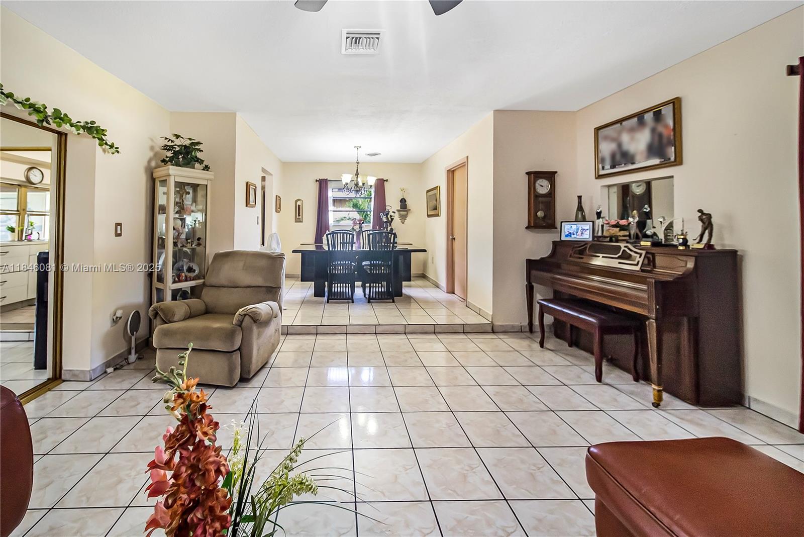 SCOTT LAKE MANOR SEC 7 - Residential