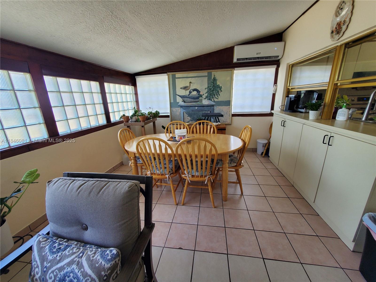 SCOTT LAKE MANOR SEC 7 - Residential