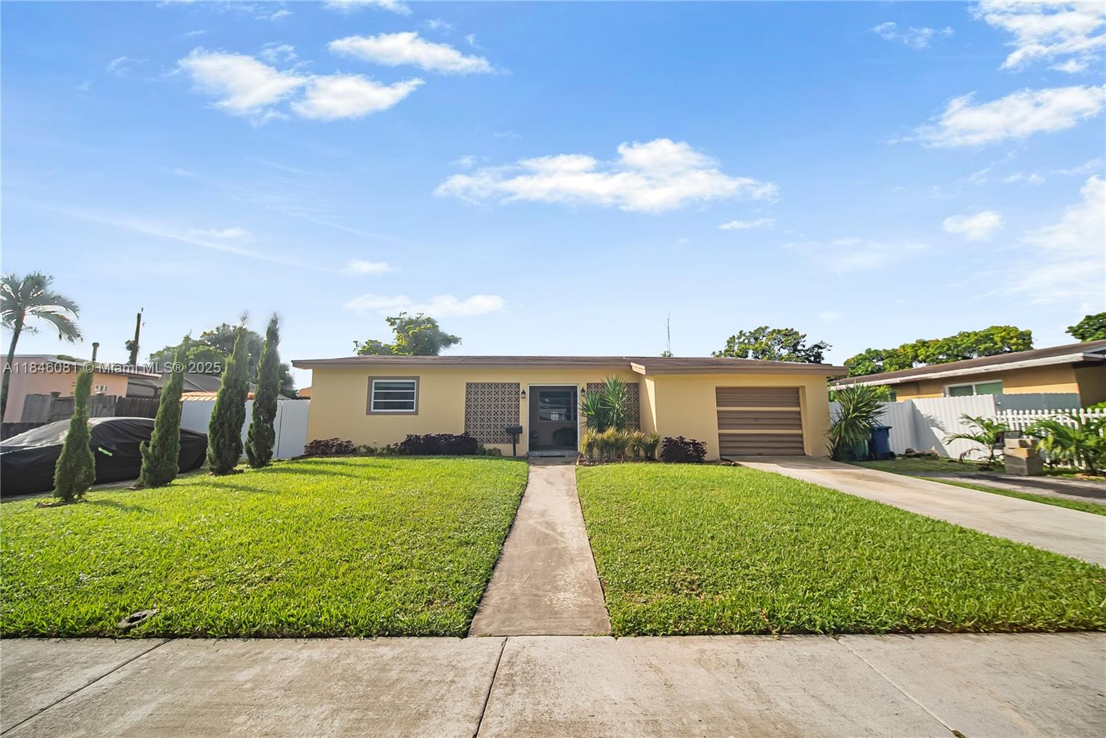 SCOTT LAKE MANOR SEC 7 - Residential