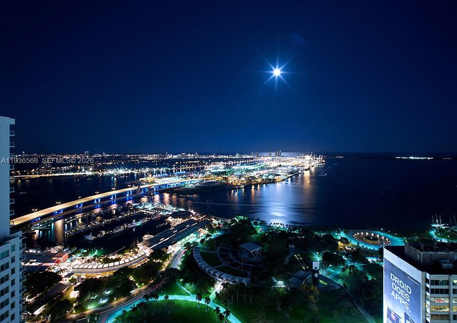 VIZCAYNE SOUTH CONDO - Residential