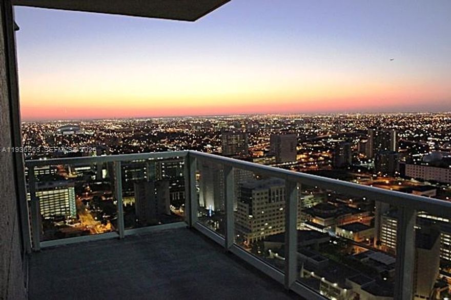 A MAGNIFICENT SKY HOME ON THE 43rd FLOOR! Nestled in the heart of Downtown Miami & pure peacefulness sits this exceptional water view 3 bedroom condominium. Ever so often an enclosure ceases to be solely a structure, but rather a “home”. A place where form & function meet to inspire serenity. Located just minutes from the city life, Miami's Bayfront Park & Intercoastal waterway & some of the best schools, attractions, beaches and restaurants; this stunning 3 bedroom city & water view condo exemplifies pure luxury and comfort, remembering every detail. The main living area boasts views of the Miami skyline, a large open chefs kitchen with granite counters and open to a spacious living room. The owners retreat features expansive views Biscayne Bay, a walk-in closet and a spacious primary bathroom with both a soaking tub & a separate glass enclosed shower. The home features a split floor plan, boasting 3 bedrooms & 3 baths. Outdoor living cannot be surpassed! Step outside to 2 large covered patio with views of the city & intercoastal waterways, perfect for a morning cup of coffee or evening sunset with a glass of wine. Vizcayne Condominiums offers a lifestyle in tranquility & luxury, community pools, clubhouse, fitness center, spa, business center & 24 hour security. This masterwork in luxury composition is outfitted in the sharpest possible detail; all with an unforgettable blend of style in a comfortable setting. Live in a sky-home where you can relax, have fun & be yourself.