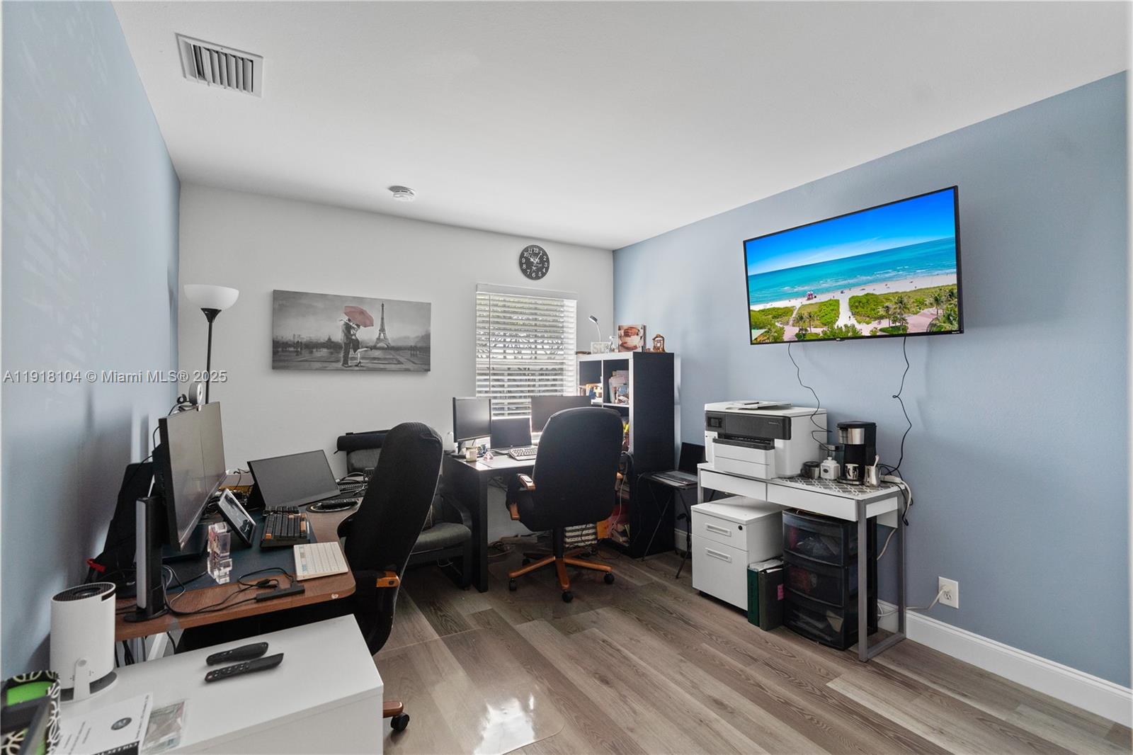 ARROWHEAD GOLF & TENNIS C - Residential Lease