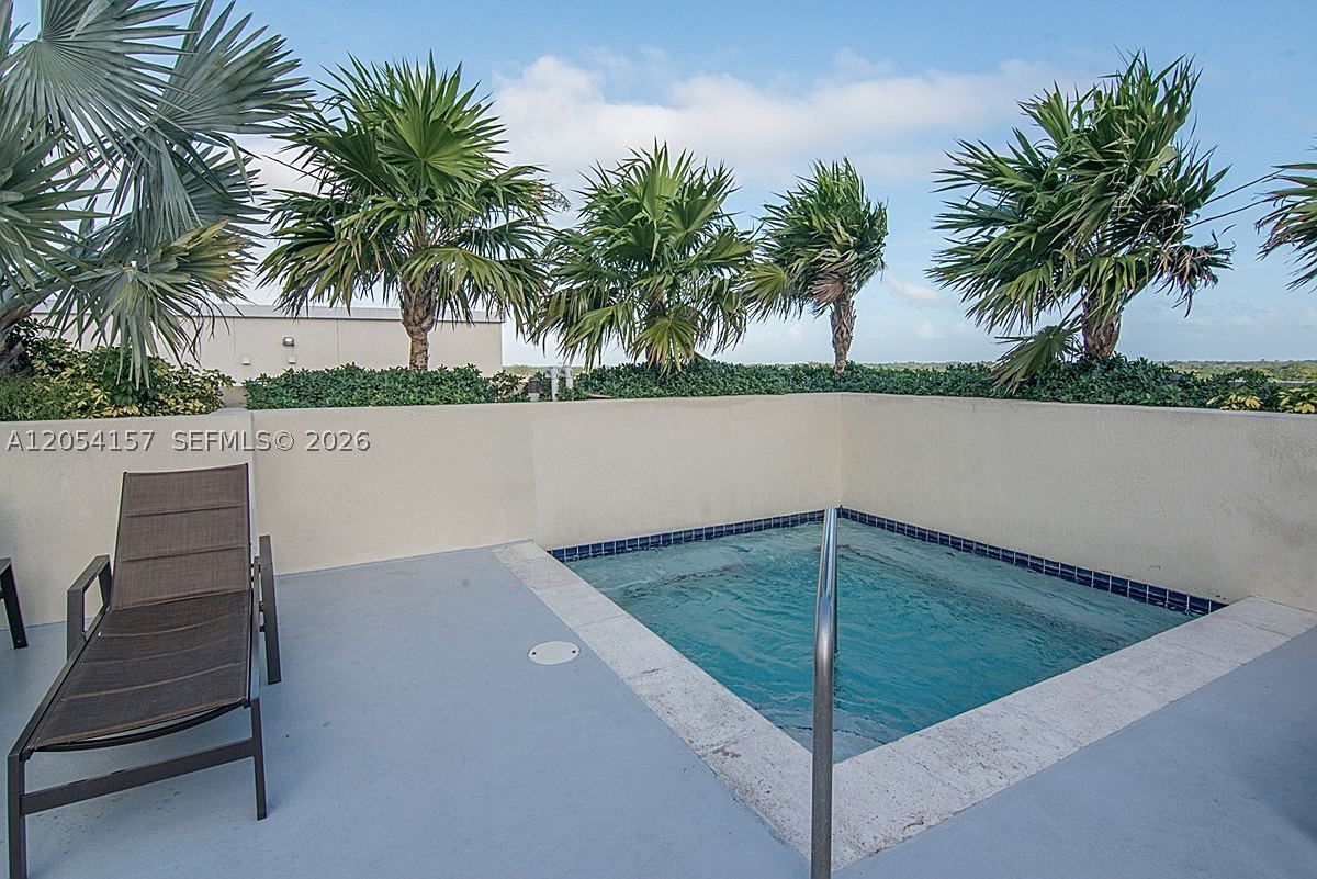 7280 SW 89th St D502