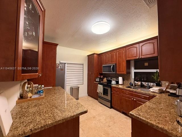 SILVER LAKES AT PEMBROKE - Residential