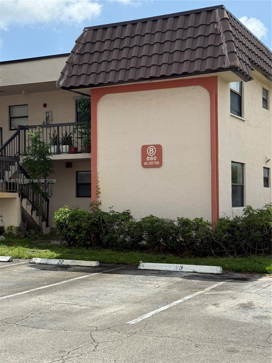 MONTEREY ONE CONDO - Residential Lease