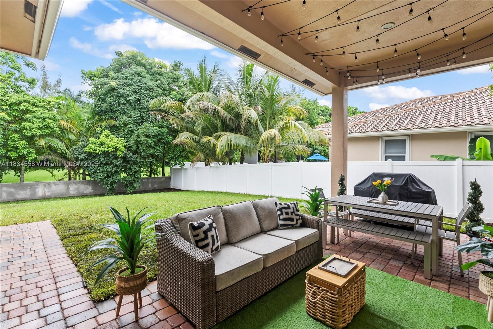 ZARBAFI ESTATES - Residential