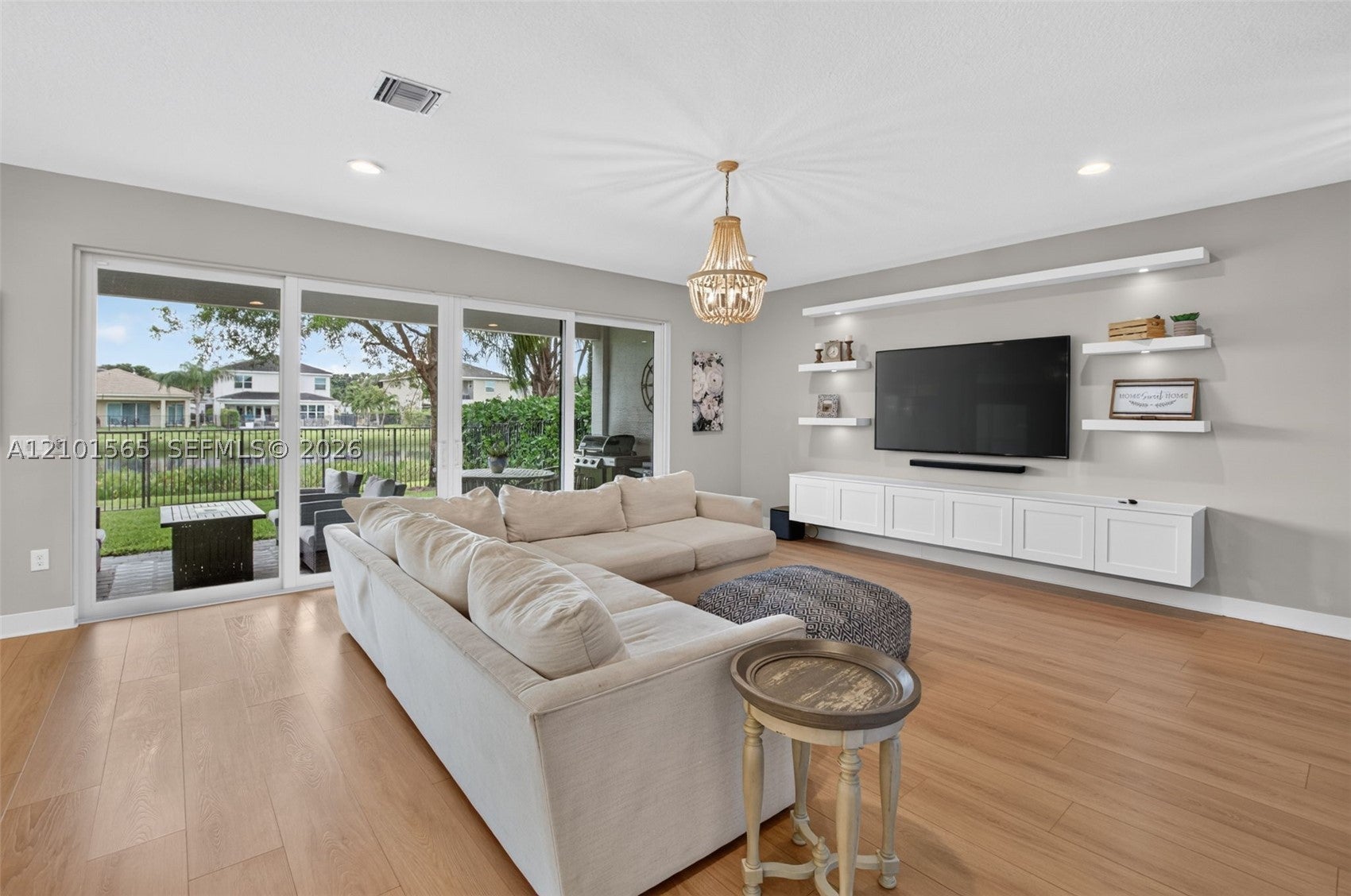 9644 Highland Pointe Pass