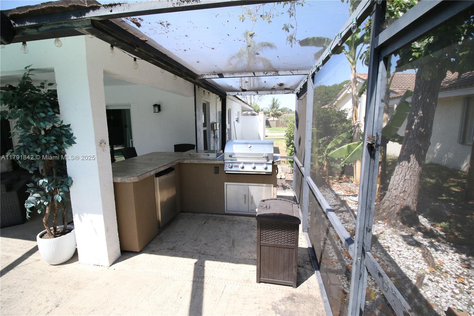 SOUTH SHORE 4 OF WELLINGT - Residential