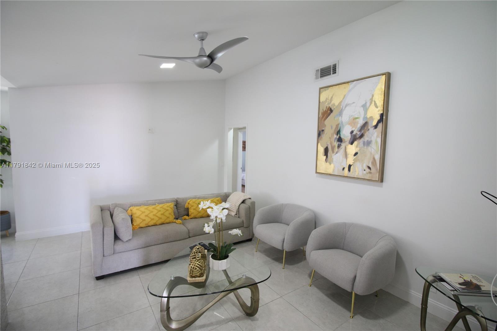 SOUTH SHORE 4 OF WELLINGT - Residential